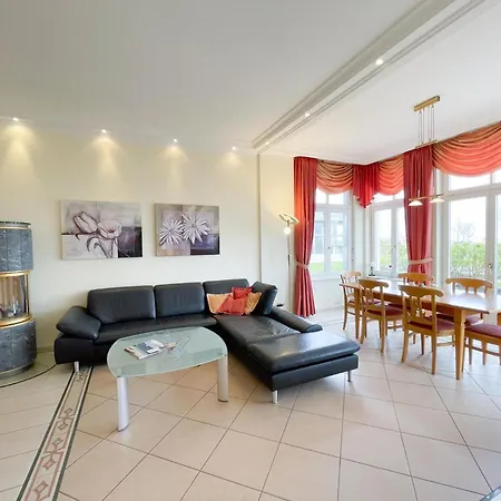 Luxus-fewo In Bestlage: Wohnungseigene Sauna, Zwei Baeder, Grosszuegige Terrasse, Lift, Tiefgaragenstellplatz