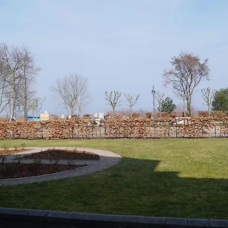 Luxus-fewo In Bestlage: Wohnungseigene Sauna, Zwei Baeder, Grosszuegige Terrasse, Lift, Tiefgaragenstellplatz *